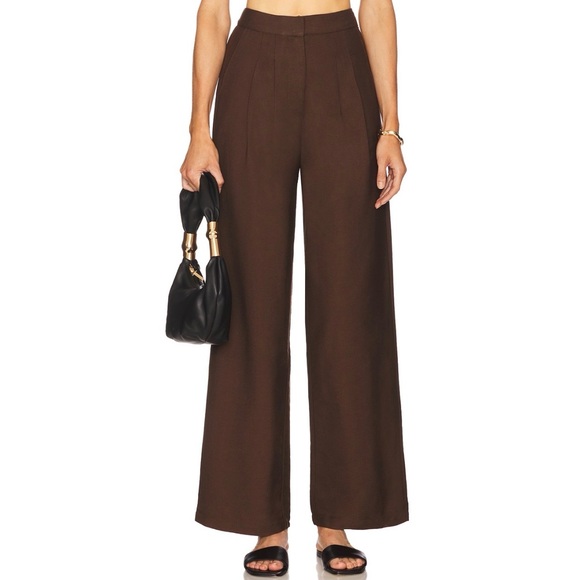 WeWoreWhat Scoop Tailored Vest & Pant Set - Picture 4 of 15